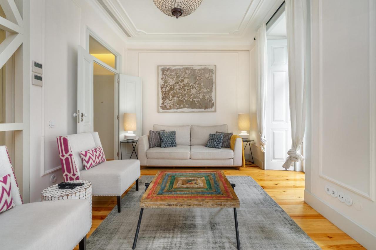 Whome Luxury Stay In Prime Location W/ Ac, Lift & Private Patio Lisbon Exterior photo