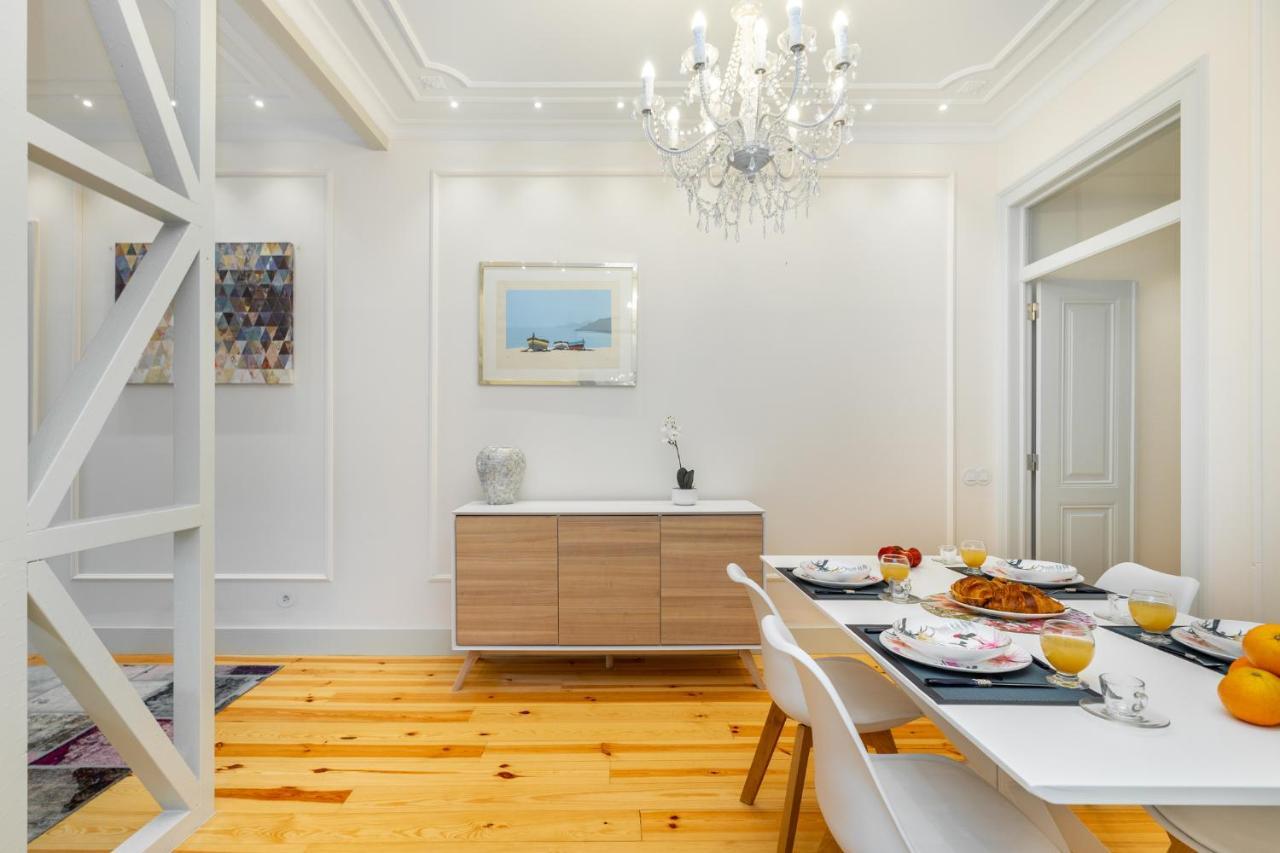 Whome Luxury Stay In Prime Location W/ Ac, Lift & Private Patio Lisbon Exterior photo