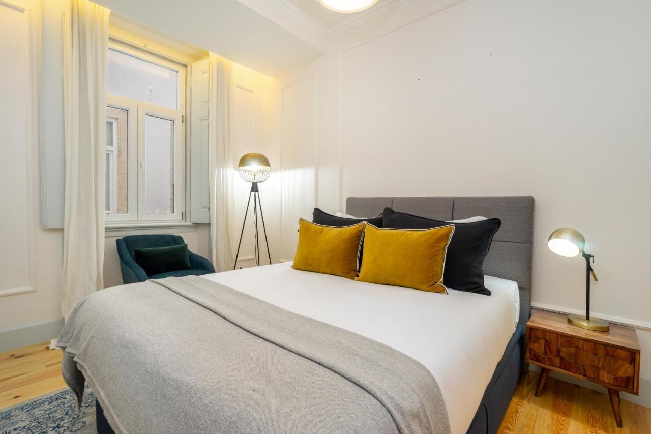 Whome Luxury Stay In Prime Location W/ Ac, Lift & Private Patio Lisbon Exterior photo