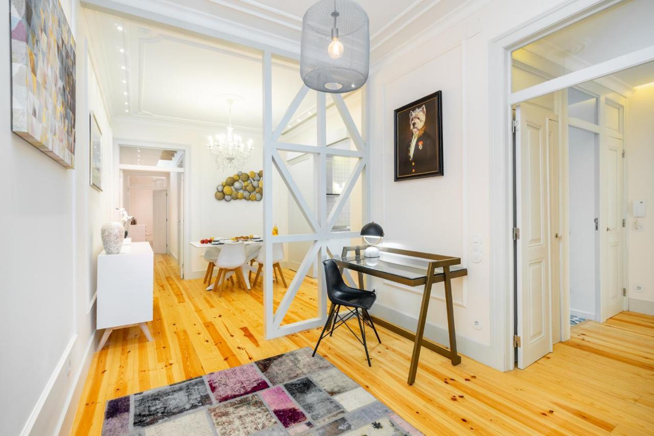 Whome Luxury Stay In Prime Location W/ Ac, Lift & Private Patio Lisbon Exterior photo
