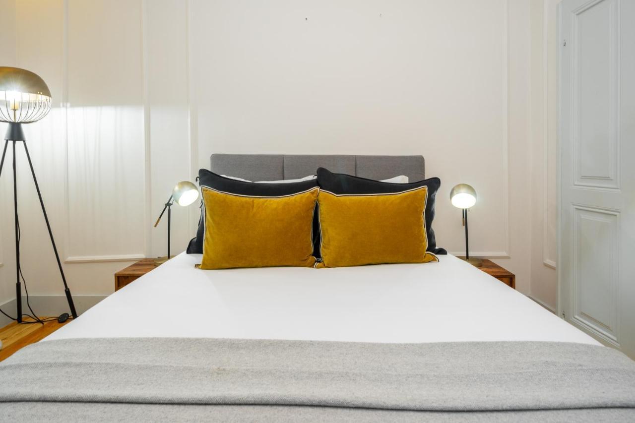 Whome Luxury Stay In Prime Location W/ Ac, Lift & Private Patio Lisbon Exterior photo